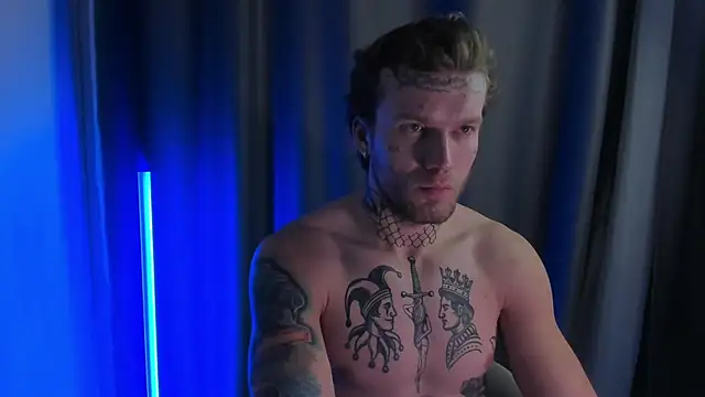 Huntall77's cam snapshot