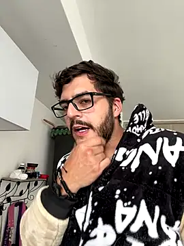 thomas_gun's cam snapshot