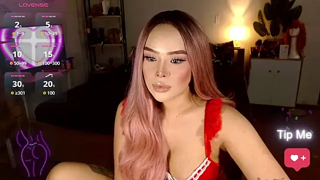 Lolitaloove69 live sex cam
