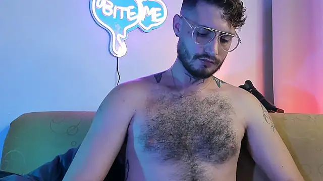 axel_giracr's cam snapshot