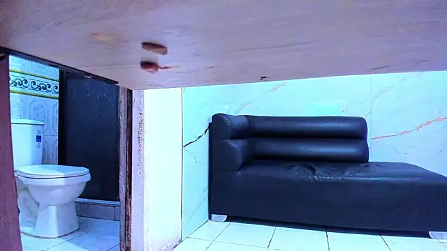 Room_boys_hot's cam snapshot