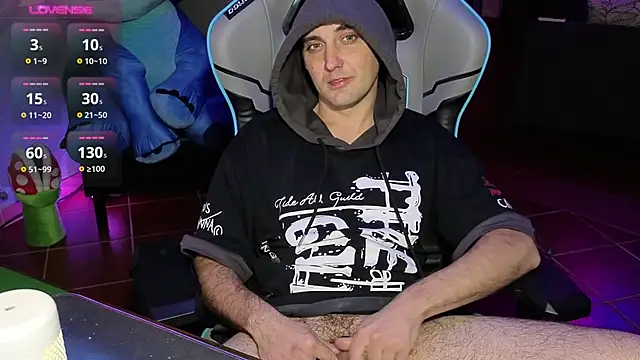 Gil_gamesh90's cam snapshot