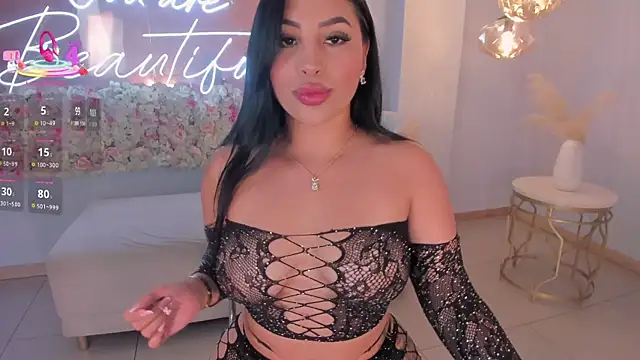 MiaRoberts1's cam snapshot