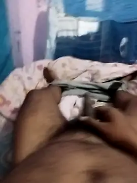 findmemylove's cam snapshot