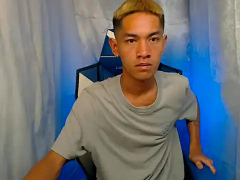 riks_tyler's cam snapshot