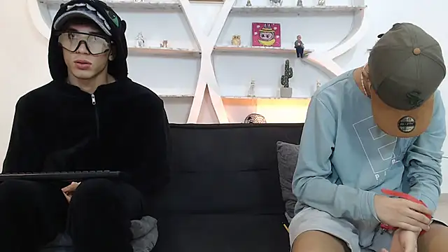 THREE_GUYS_HOT's cam snapshot