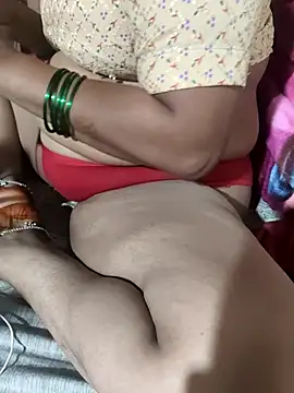 POOJACOUPLE's cam snapshot