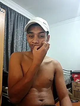 29YOURZ_28_'s cam snapshot