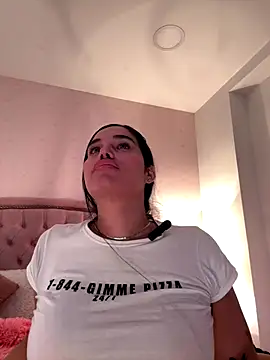 Bella__Wood live sex cam