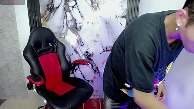 The_latin_boy's cam snapshot