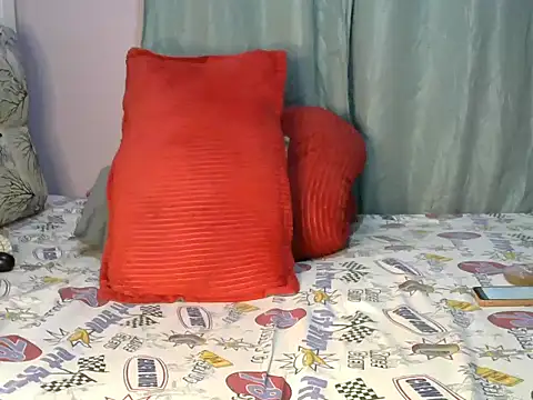 Sexyluciana_'s cam snapshot