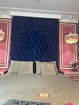 AkulinaGold's cam snapshot