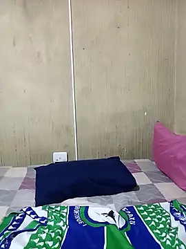 FreakyAngel3X's cam snapshot