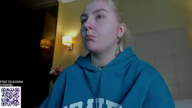 Debbie_Taylor's cam snapshot