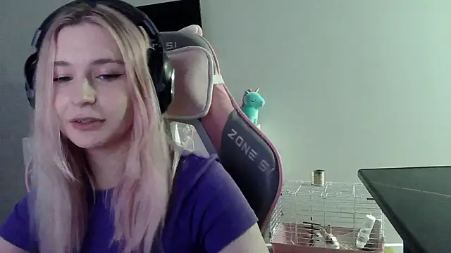 VladaLevine's cam snapshot