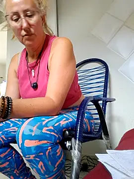 MILEIDE980 live sex cam