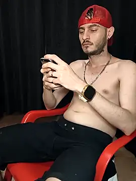 bigcockwhite777 live sex cam