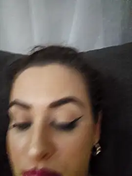 QueensInspireKings live sex cam