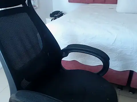 sweetsubmisaxox's cam snapshot