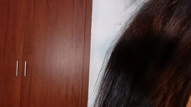 emma_stone54's cam snapshot