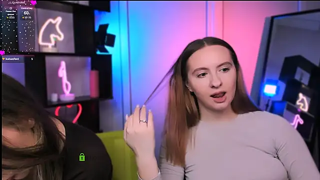 mila_glow1's cam snapshot