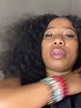 CurvyDesire1 live sex cam