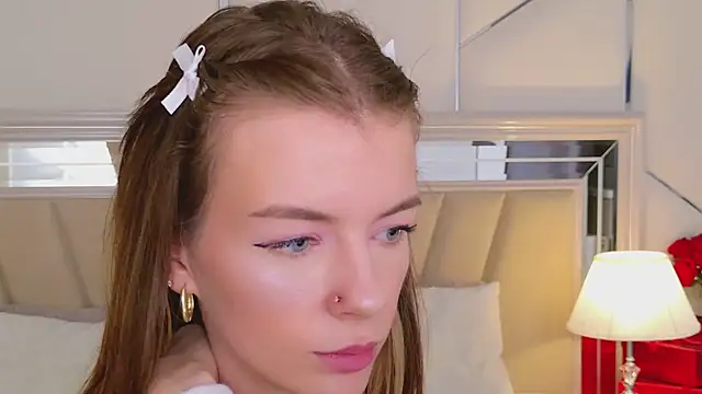 MeganMour's cam snapshot