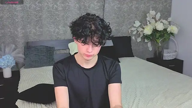 Cute_Mike's cam snapshot