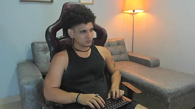 Xfire_boy69 live sex cam