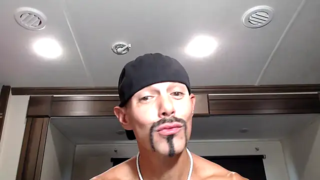 ThickD2C live sex cam