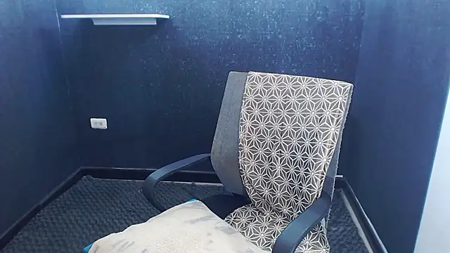 Kerverr_ live sex cam