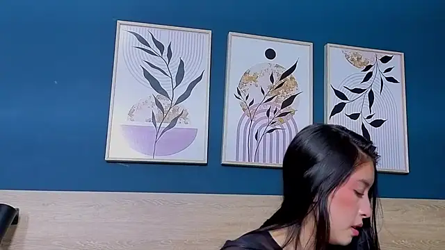 SarahMiler_'s cam snapshot