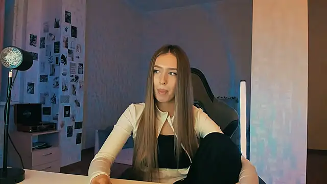 yourrdanceteacher's cam snapshot