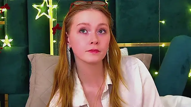 AgataFoxley's cam snapshot