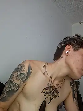 megan_cr's cam snapshot