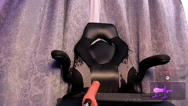 Ambeer_fox_'s cam snapshot