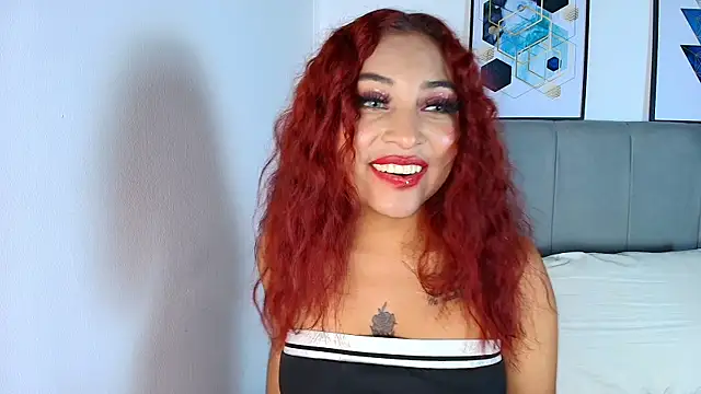 Naiaa_Cruz's cam snapshot