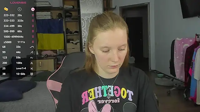 Mary_Blu's cam snapshot