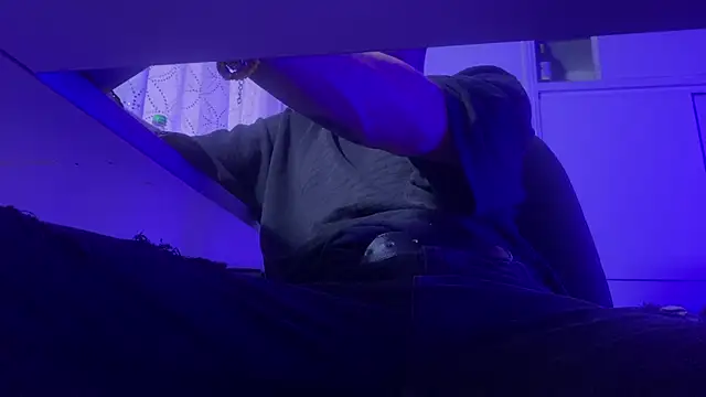 AlphaMasterXxx's cam snapshot