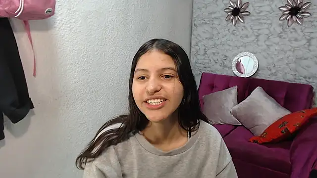 Evagirl69 live sex cam