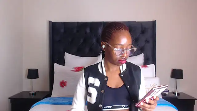 Sexynaughty_Girl's cam snapshot