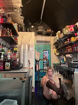 delicioussdixie's cam snapshot