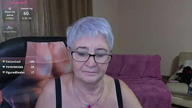 Sandra_Snowflake live sex cam