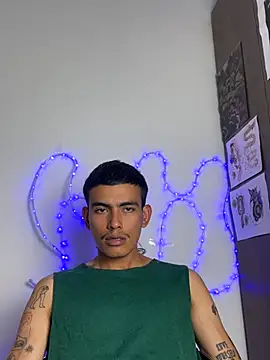 sorry-mom69 live sex cam