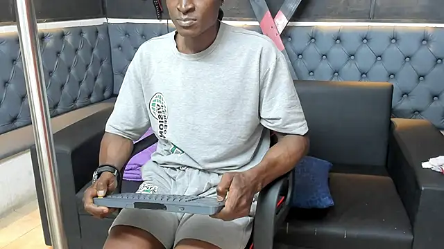 Terrance_z's cam snapshot