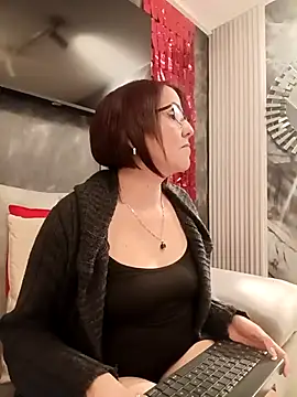 IsisBlake's cam snapshot