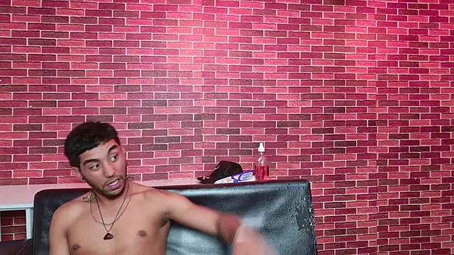 Annyeli live sex cam