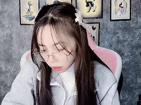 Aria5999 live sex cam