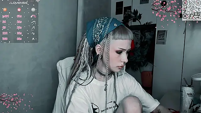 say_mary's cam snapshot