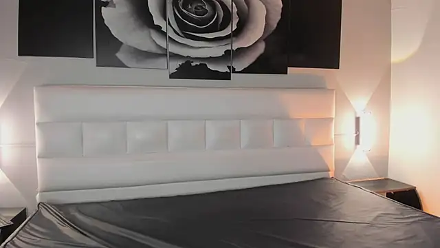 sofi_bakerr's cam snapshot